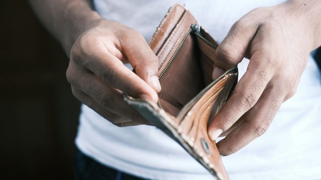 Endeudamiento financiero sobre la generación de estrés laboral